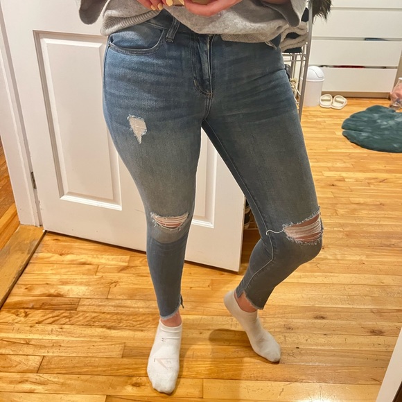 Jeans - Picture 1 of 3